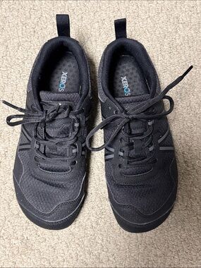 Xero Shoes Prio Black Athletic Shoes 6.5 men / 8 womens